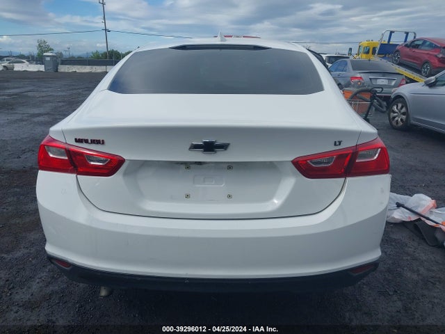 Chevrolet MALIBU LT 2018 1G1ZD5ST4JF208955 Image 16