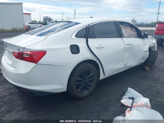 Chevrolet MALIBU LT 2018 1G1ZD5ST4JF208955 Image 4