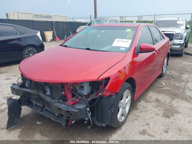 Toyota CAMRY SE 2014 4T1BF1FK7EU797400 Image 2