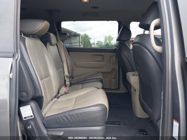 KIA SEDONA LX 2017 KNDMB5C10H6327052 Image 8