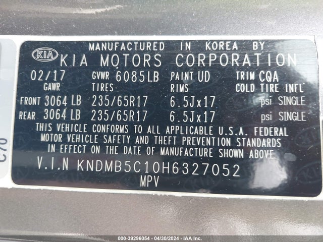 KIA SEDONA LX 2017 KNDMB5C10H6327052 Image 9