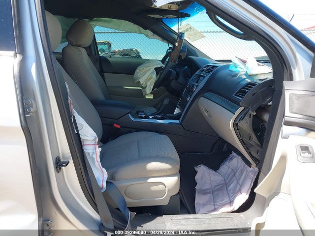 Ford Explorer 2014 1FM5K8B8XEGC51569 Image 5