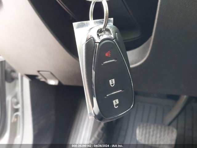 Chevrolet EQUINOX LS 2018 2GNAXREV0J6112435 Image 11