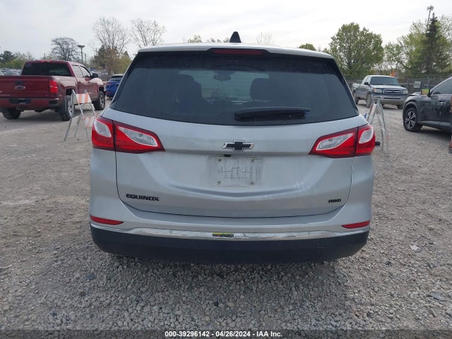 Chevrolet EQUINOX LS 2018 2GNAXREV0J6112435 Image 17