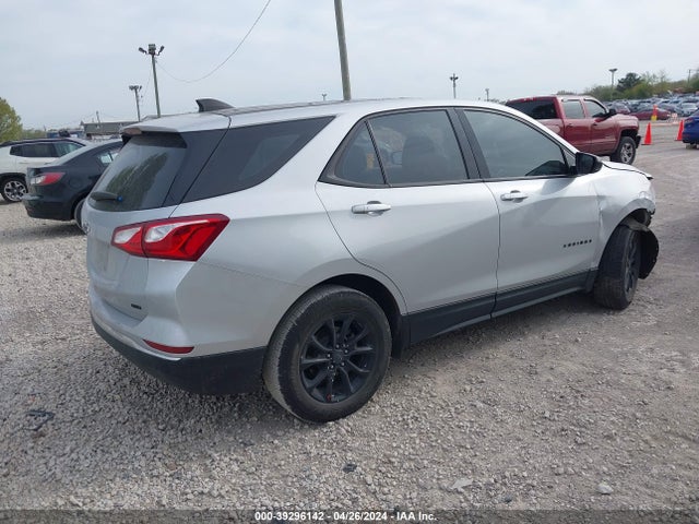 Chevrolet EQUINOX LS 2018 2GNAXREV0J6112435 Image 4