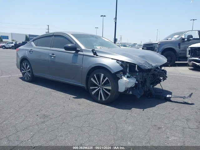 2020 1N4BL4CV3LC282206 main image