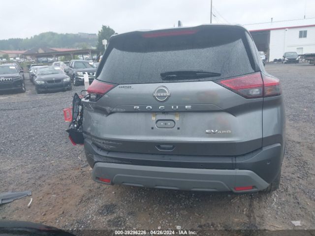 5N1BT3BB3NC670031 Nissan Rogue Sv Intelligent Awd