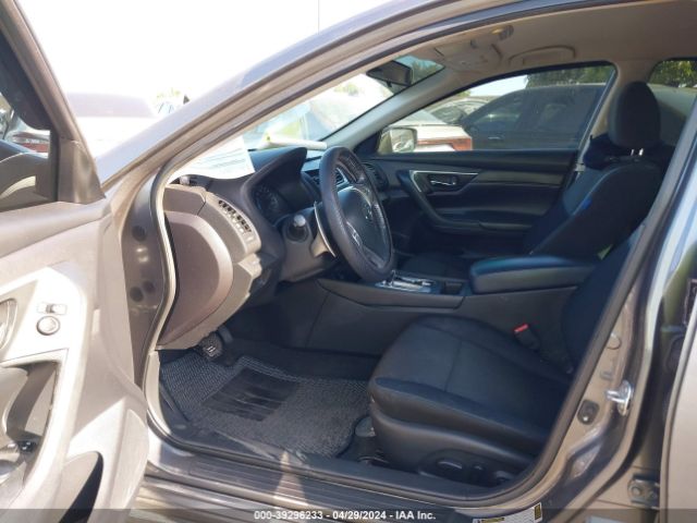 1N4AL3AP0GN381568 Nissan Altima 2.5 Sr