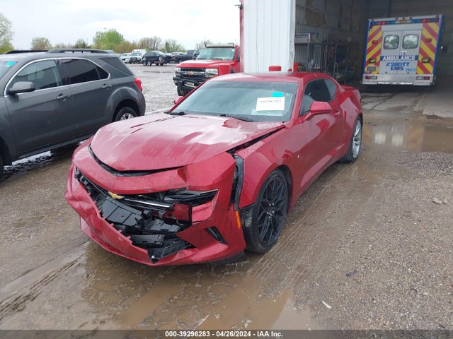 Chevrolet Camaro 2lt 2018 1G1FD1RS1J0191124 Image 2