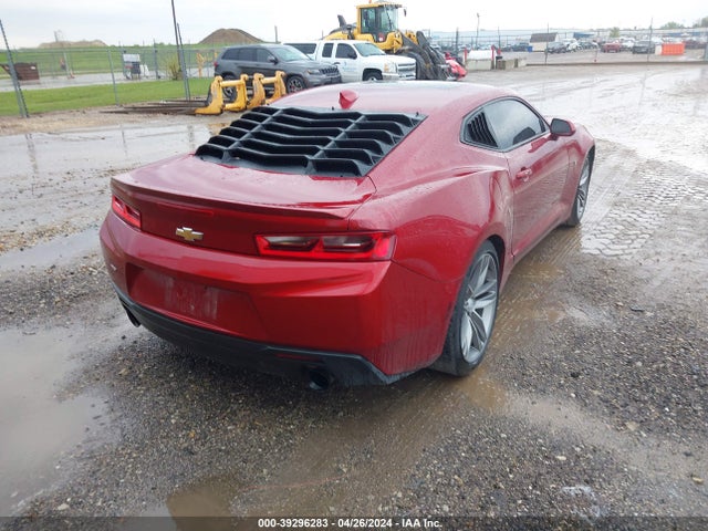 Chevrolet Camaro 2lt 2018 1G1FD1RS1J0191124 Image 4