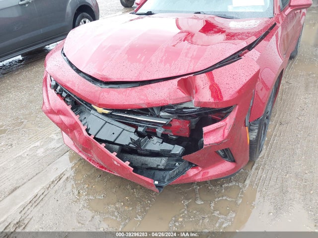 Chevrolet Camaro 2lt 2018 1G1FD1RS1J0191124 Image 6