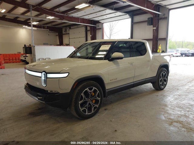 Rivian R1t Launch Edition 2022 7FCTGAAL4NN001678 Image 2