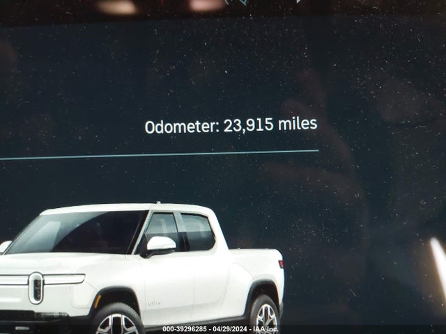 Rivian R1t Launch Edition 2022 7FCTGAAL4NN001678 Image 7