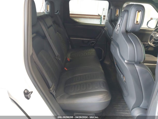 Rivian R1t Launch Edition 2022 7FCTGAAL4NN001678 Image 8