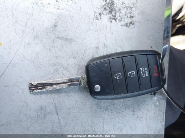 KNADN5A33G6675077 KIA RIO EX