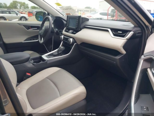 JTMC1RFV8KD504180 Toyota Rav4 Xle Premium