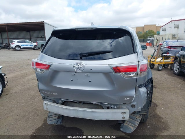 Toyota Highlander Le Plus V6 2015 5TDZKRFH1FS060894 Image 17