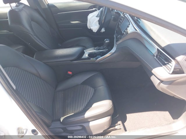 Toyota CAMRY SE 2018 4T1B11HK5JU574049 Image 5