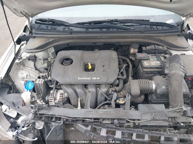Hyundai ELANTRA SE 2017 KMHD74LF3HU061749 Image 10