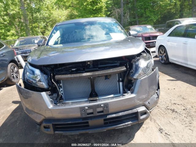5N1DR3BC2RC229562 Nissan Pathfinder Sv 4wd