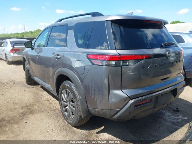5N1DR3BC2RC229562 Nissan Pathfinder Sv 4wd
