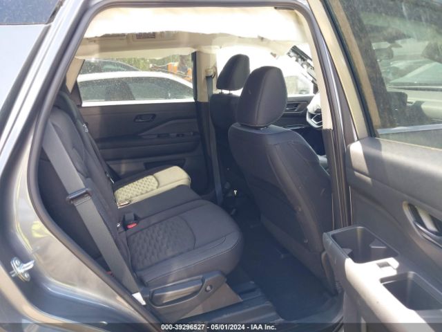 5N1DR3BC2RC229562 Nissan Pathfinder Sv 4wd