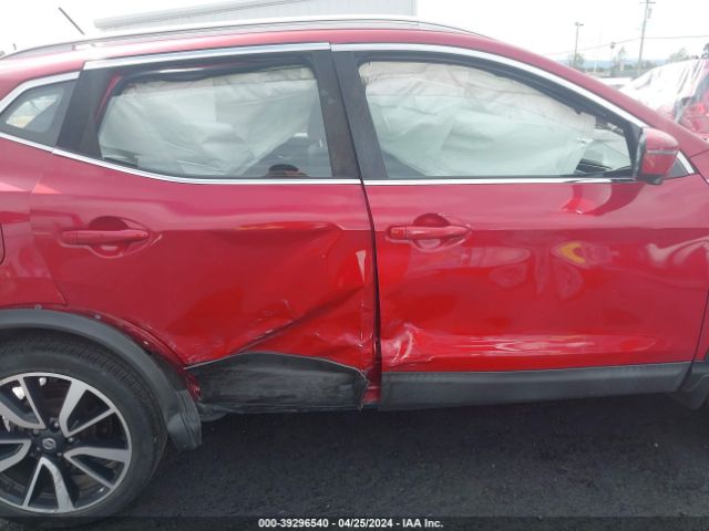 JN1BJ1CP6JW182924 Nissan Rogue Sport Sl