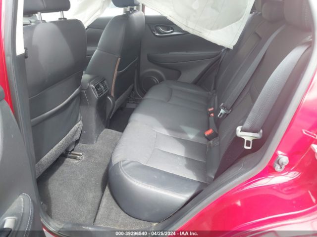 JN1BJ1CP6JW182924 Nissan Rogue Sport Sl
