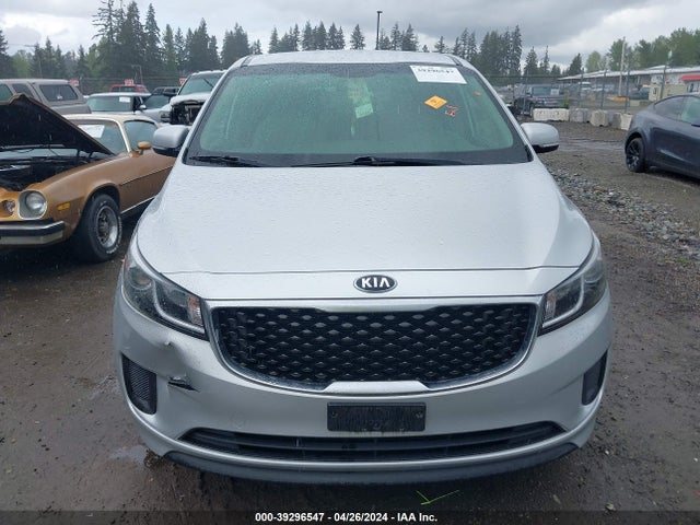 KIA SEDONA LX 2017 KNDMB5C14H6243445 Image 12