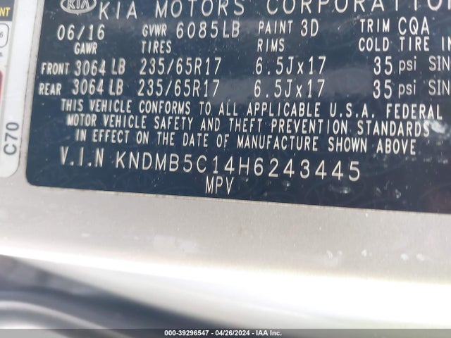 KIA SEDONA LX 2017 KNDMB5C14H6243445 Image 9