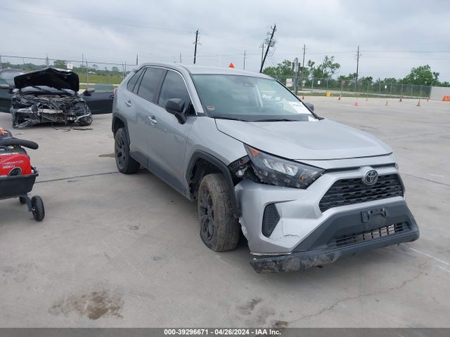 Toyota RAV4 LE 2022 2T3H1RFV3NC174141 Image 1