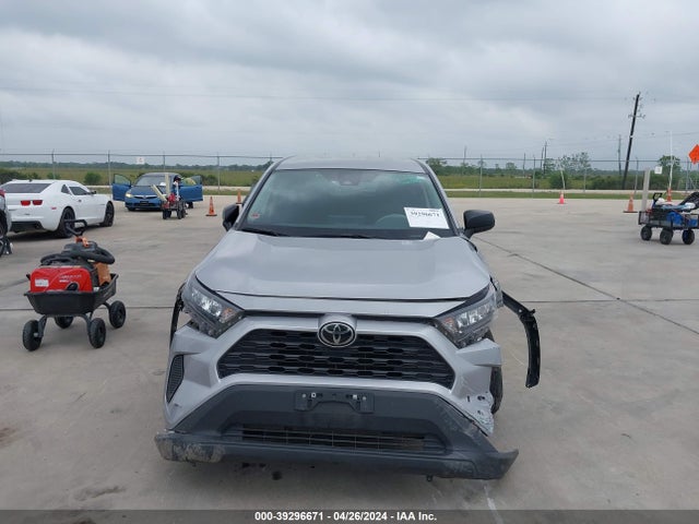 Toyota RAV4 LE 2022 2T3H1RFV3NC174141 Image 12