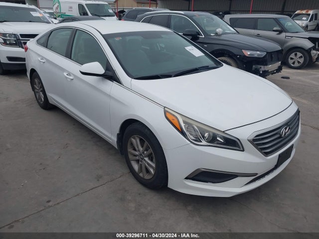 Hyundai SONATA SE 2016 5NPE24AF9GH326418 Image 1
