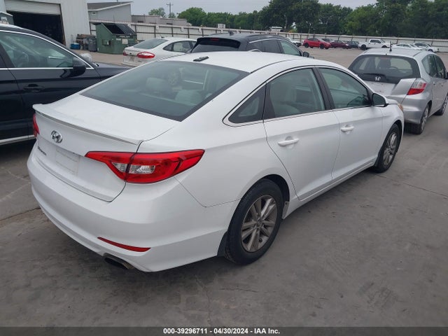 Hyundai SONATA SE 2016 5NPE24AF9GH326418 Image 4