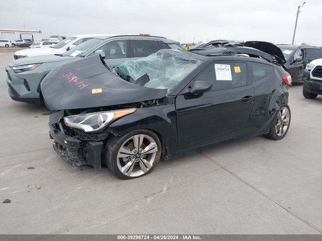 Hyundai Veloster Value Edition 2017 KMHTC6AD2HU324611 Image 2
