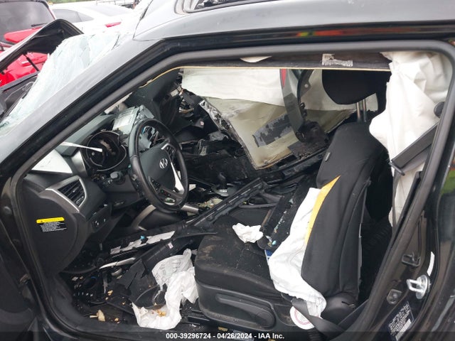 Hyundai Veloster Value Edition 2017 KMHTC6AD2HU324611 Image 5