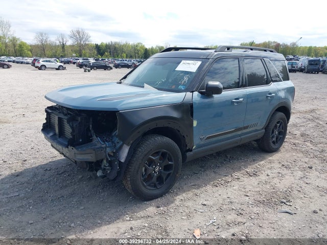 Ford Bronco Sport First Edition 2021 3FMCR9F90MRA37189 Image 2