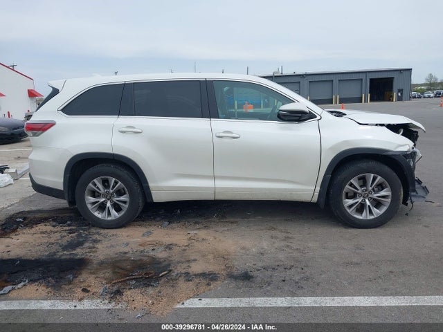 Toyota Highlander Le Plus V6 2016 5TDBKRFH0GS343001 Image 14