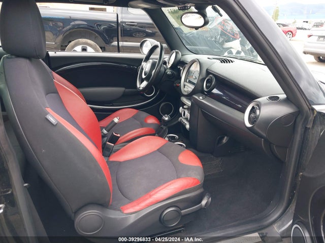 2009 MINI COOPER S WMWMF73569TT98405 Photo 4