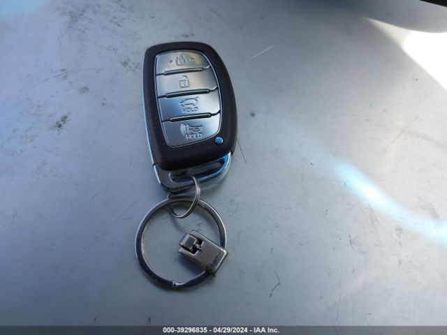 KM8J33A25JU670162 Hyundai Tucson Value
