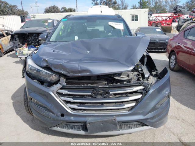 KM8J33A25JU670162 Hyundai Tucson Value