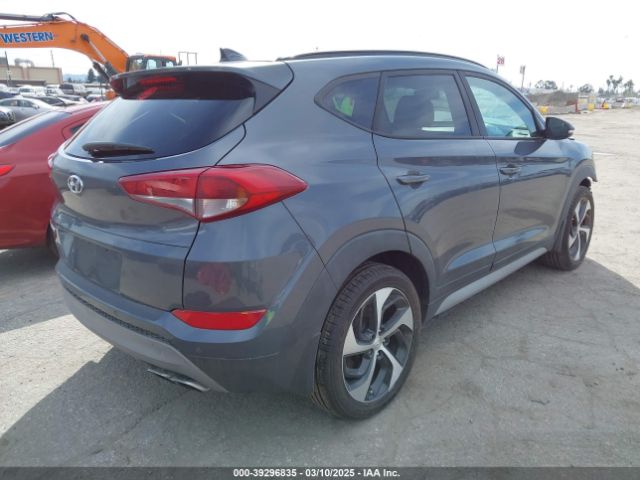 KM8J33A25JU670162 Hyundai Tucson Value