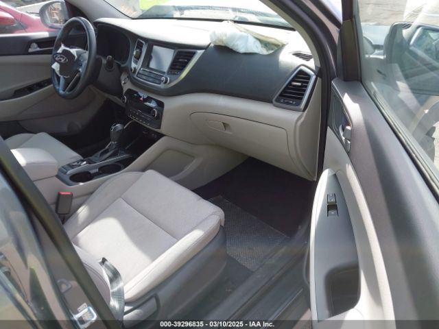 KM8J33A25JU670162 Hyundai Tucson Value