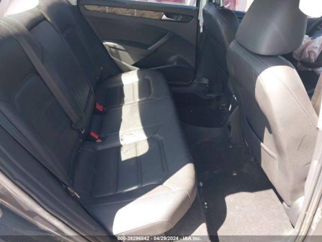 1VWAT7A36FC116272 Volkswagen Passat 1.8t Limited Edition