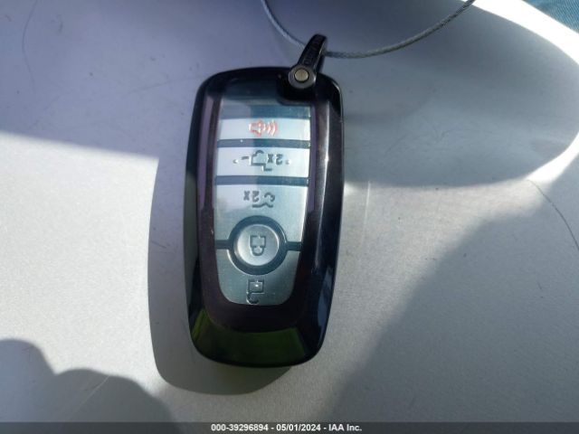 1FT6W1EV2NWG09694 Ford F-150 Lightning Lariat