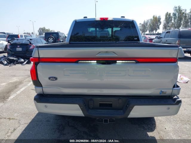 1FT6W1EV2NWG09694 Ford F-150 Lightning Lariat