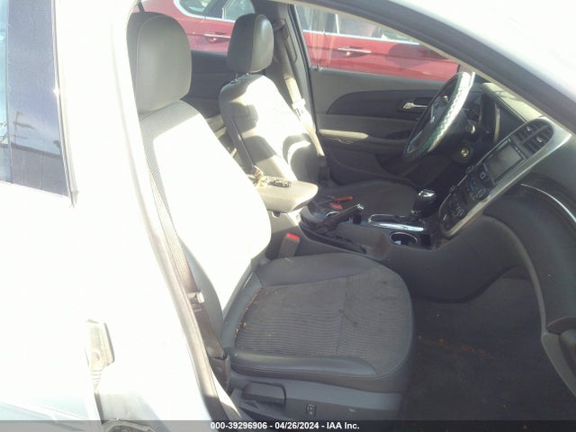 Chevrolet MALIBU 1LT 2015 1G11C5SL1FF295205 Image 5