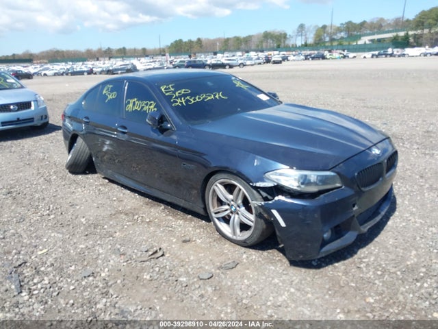 2014 WBAKP9C56ED692018 main image