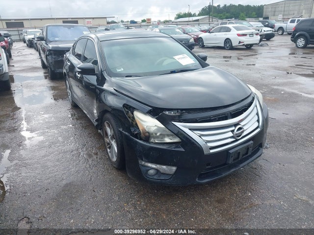 2015 1N4AL3AP2FN340356 main image