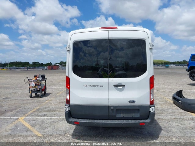 Ford Transit-150 2016 1FTYE1CM6GKB46846 Image 17